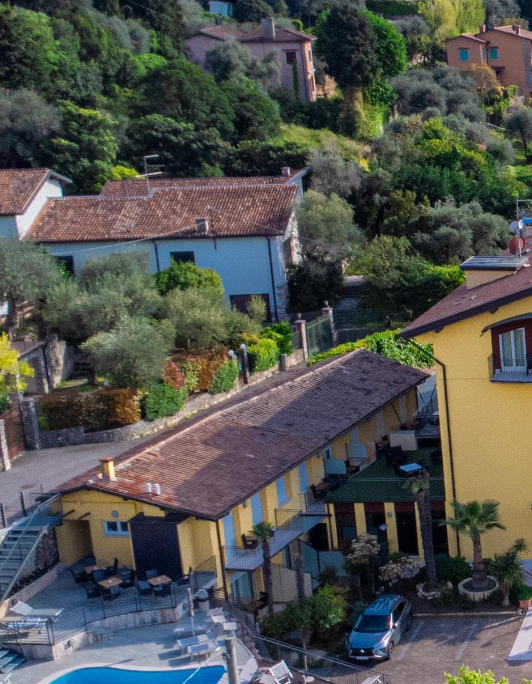 Hotel Galvani Torri Del Benaco Exteriör bild